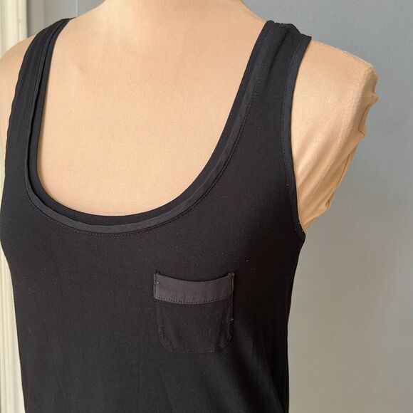 White House Black Market tank - Picture 3 of 5